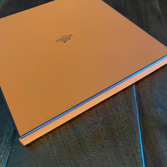 Hermes Scarf Box 9.5" X 9.5" - Picture 8 of 9